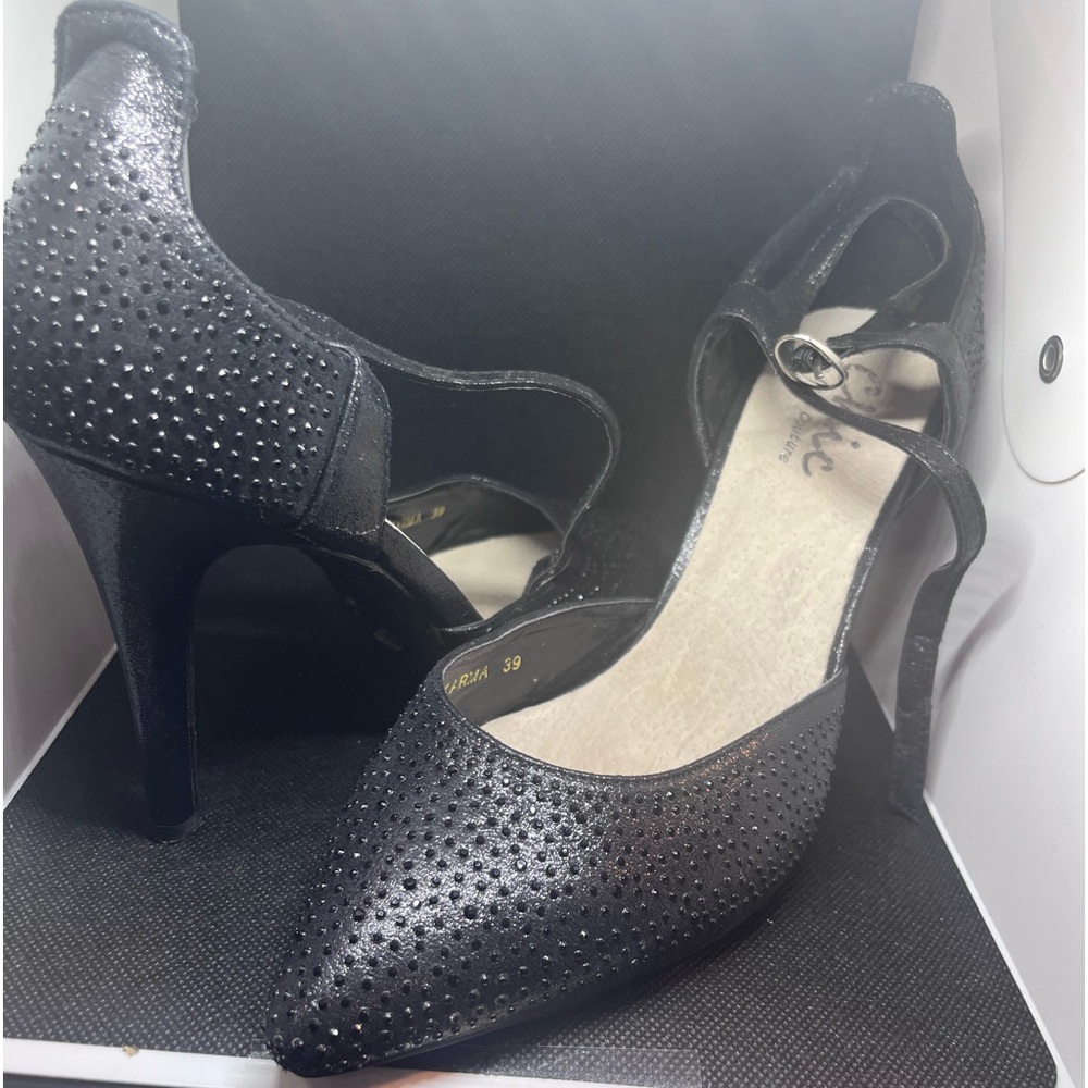 Black sexy heels